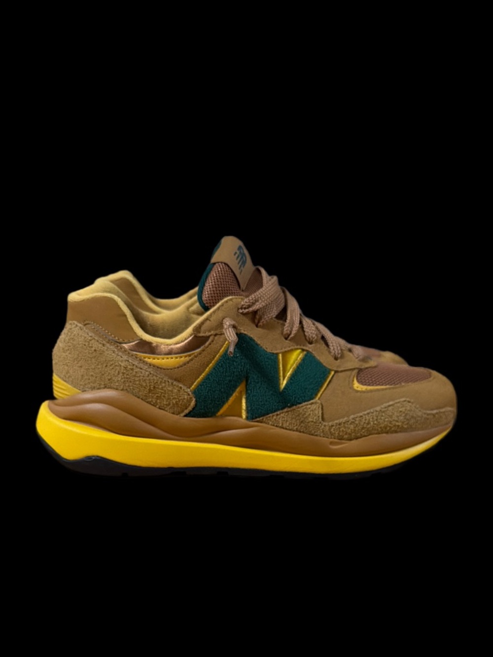 New Balance 57/40  Brown Green Yellow Men's Sneakers Men’s size 10.5 EUC